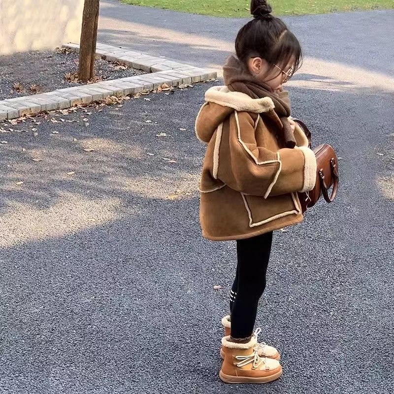 子供用ファーオールインワンコート女の子用両面増厚ラムウールコートトレンディベビー暖かい冬トップス