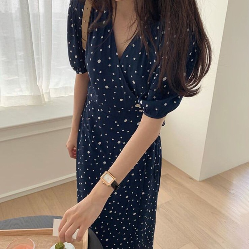 ワンピース 半袖 春 夏 きれいめ シャツワンピース フレアスカート 膝下 ミモレ丈 ボリューム袖 Vネック 細身 ストレート Aライン シフォン ネイビーブルー ワンサイズ ゆったり ジャスト かわ