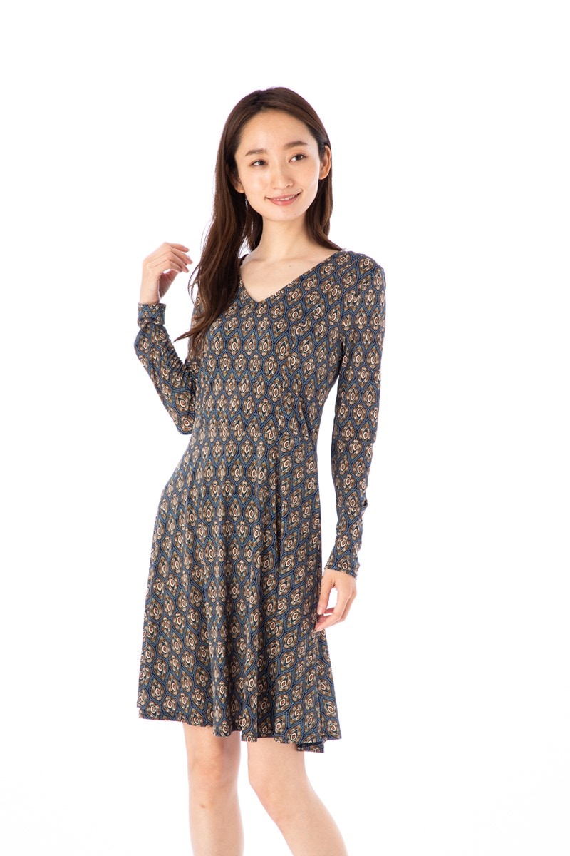 ファス(FAS)ワンピース T2 T3 T4サイズ 長袖 ひざ丈 ｖネック 総柄 ジャージー 大人上品 レディース Fille A Suivre