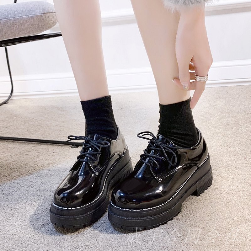 厚底 パンプス レディース ローファー モカシン エナメル フラット イギリス風 レ1145124263