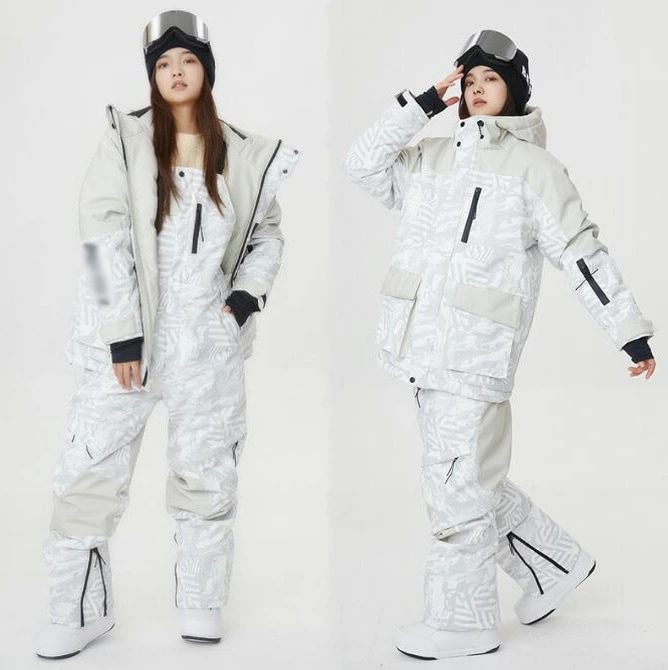 スキーウェア 2点セット ジャケット パンツ サスペンダー レディーススノーウェア 防寒 防水 暖かい スノボウェア スキー ウェア 大きいサイズ スノーボードウェア セットアップ 可愛い ボードウェ