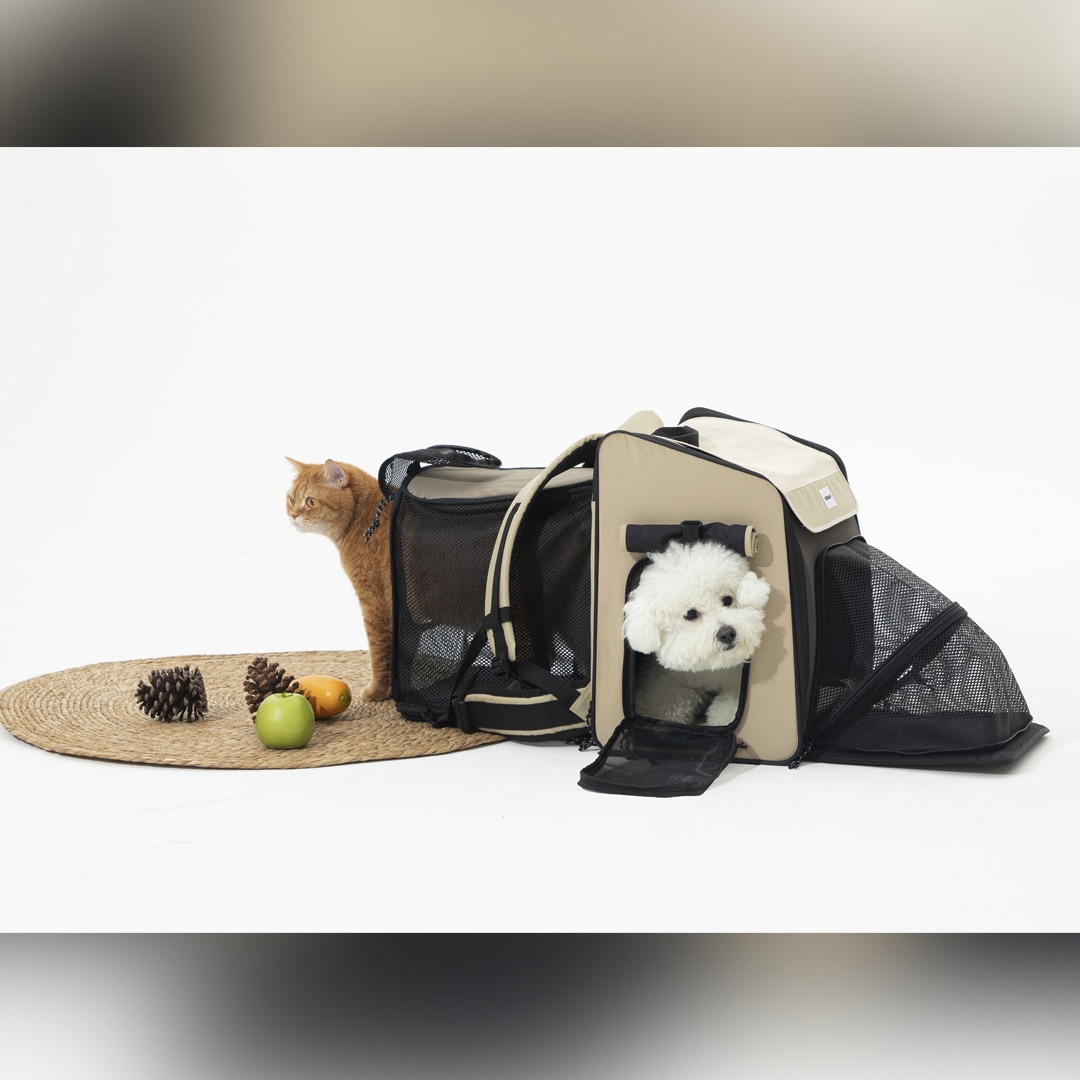 【大空間】ペットリュックキャリー 拡張可能な前後テント付き 3エリア独立設計 2匹以上対応 折りたたみ式 通気性 犬 猫 兼用 お出かけ・ペット用避難・アウトドア・キャンプ・ピクニック