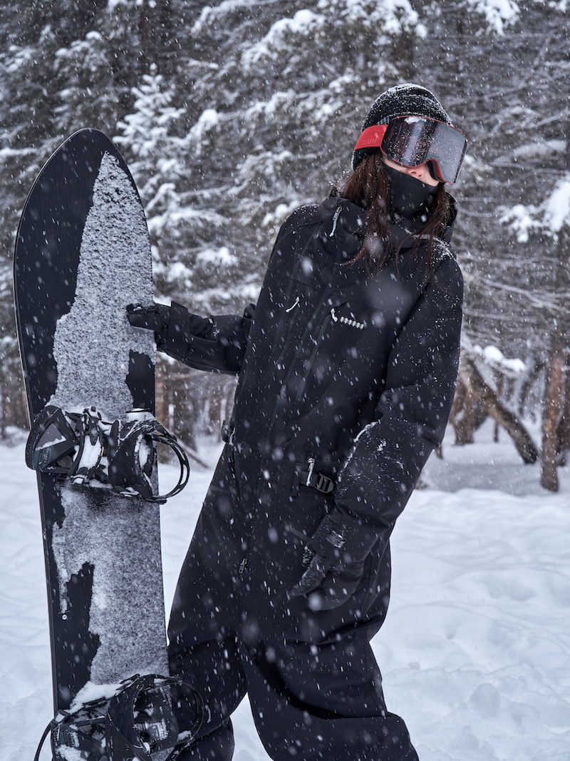 スノーボードウェア 2024 2025 つなぎ 上下セット レディース メンズ 防水22200 オーバーホール パンツ スノボー スキーウェア スノボウェア 韓国風 防水防寒防雪