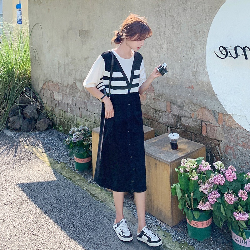 実際の黒と白の色の衝突偽のツーピースドレス女性夏2024新しい気質薄い女の子のセンスストレートロングスカート