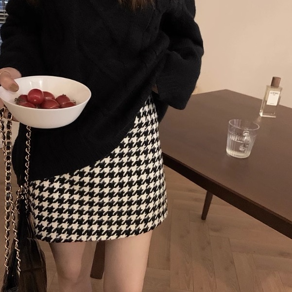 スカート ミニスカート ミニ丈 スリム スマート デザイン 美ライン ニュアンス カラバリ スタイルアップ ドラマチック 暖かい かわいい 大人可愛い きれいめ シンプル カジュアル 大人 上品