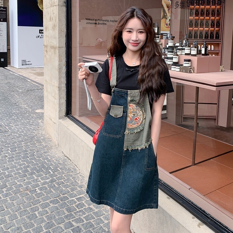 実際の新しい2024中国スタイルの刺繍バックドレスセット