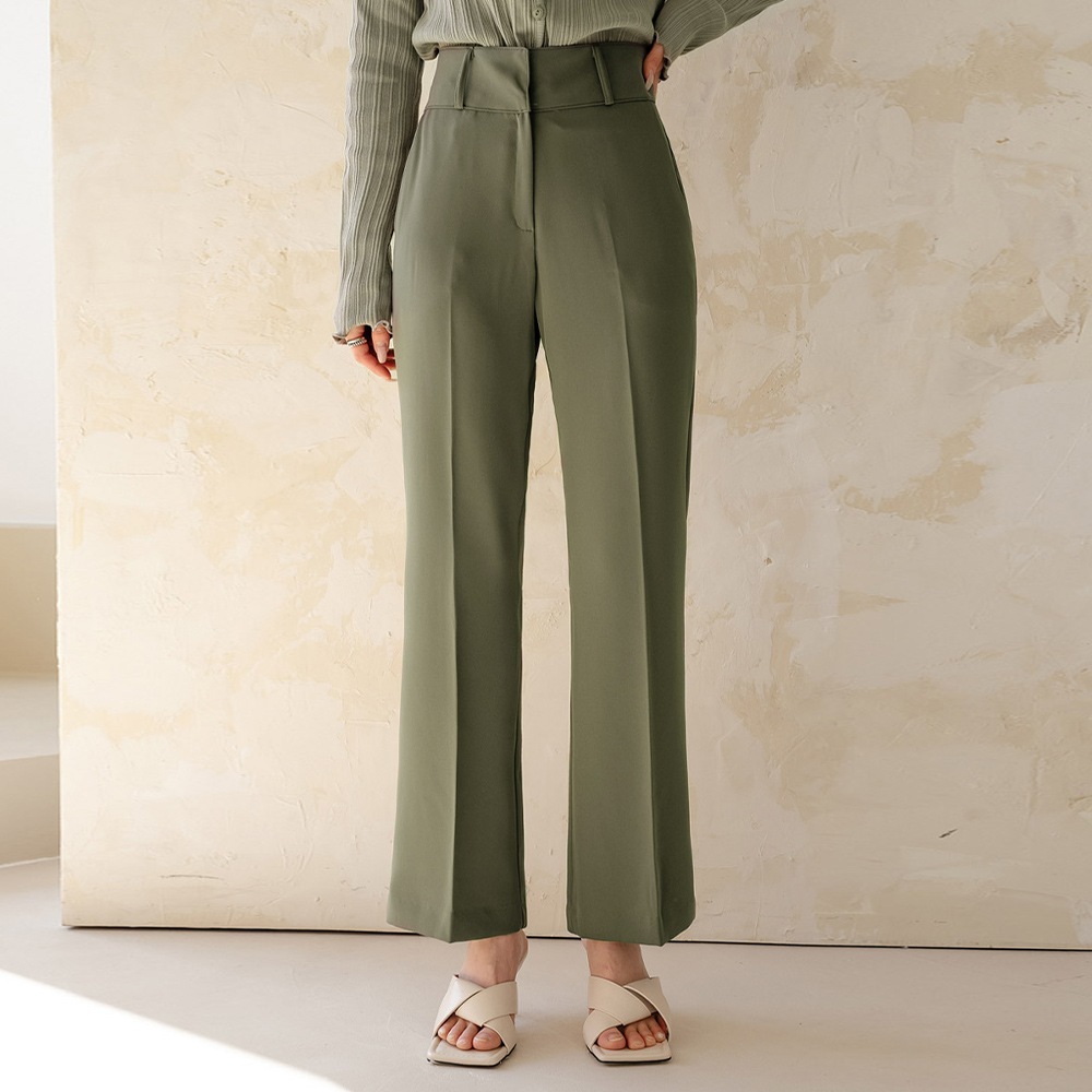 ハイウエストセミフレアスラックス