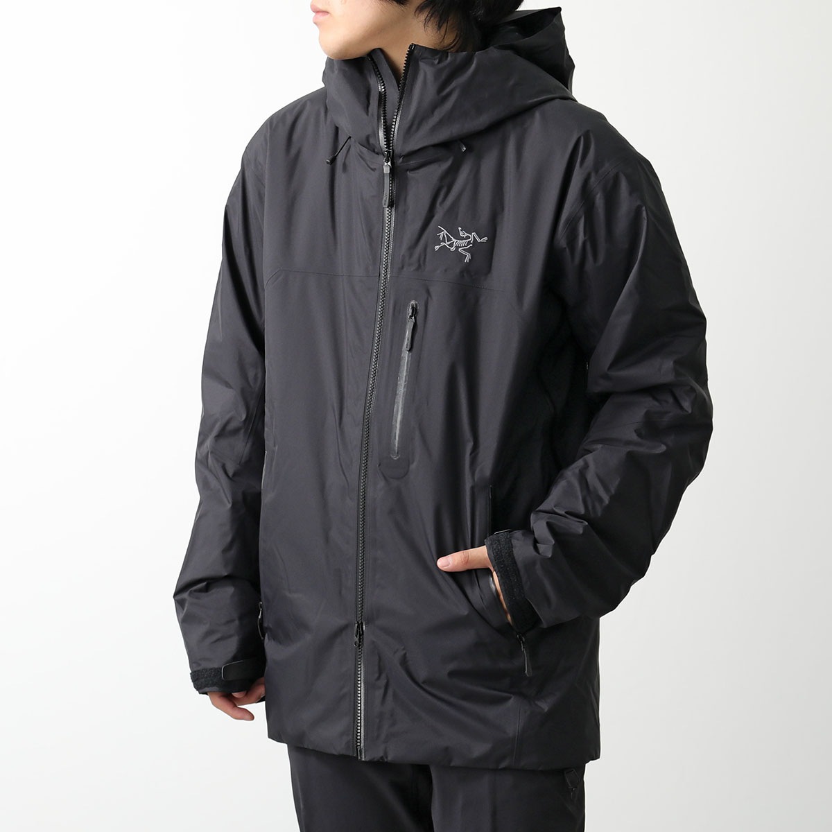 ARCTERYX アークテリクス 中綿ジャケット Beta Insulated Jacket ベータ インサレーテッド X000008885 メンズ フーデッド ブルゾン ロゴ 刺繍 Black