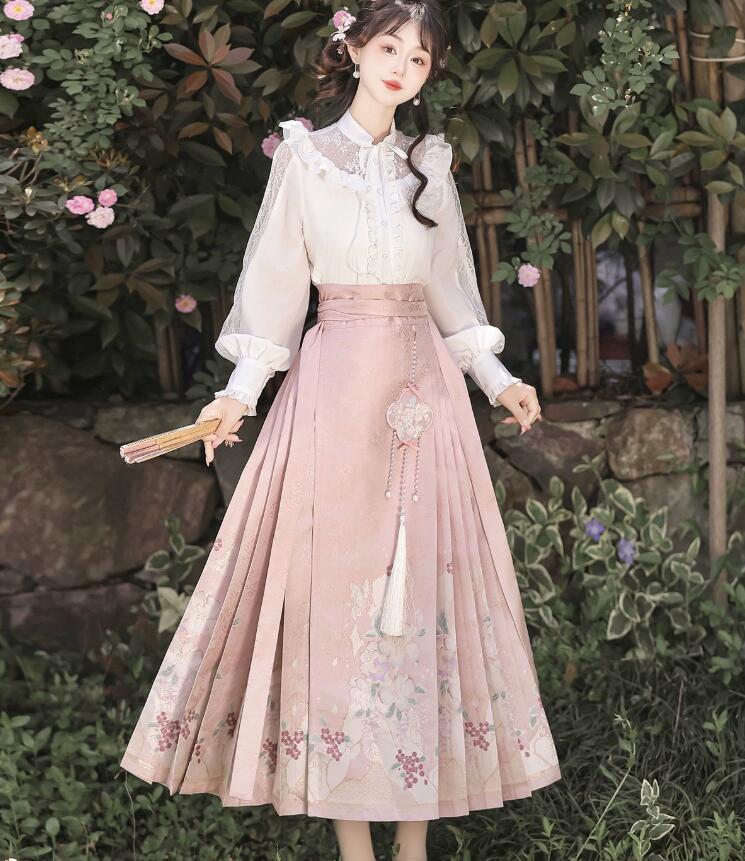 漢風 ロリータ服 改良版漢服 華流 古風 衣装 レディース ハロウィン コスプレ衣装 レースブラウス 馬面スカート ジャカード花柄 ロング丈 プリーツスカート コスチューム 文化祭 イベント 発表会