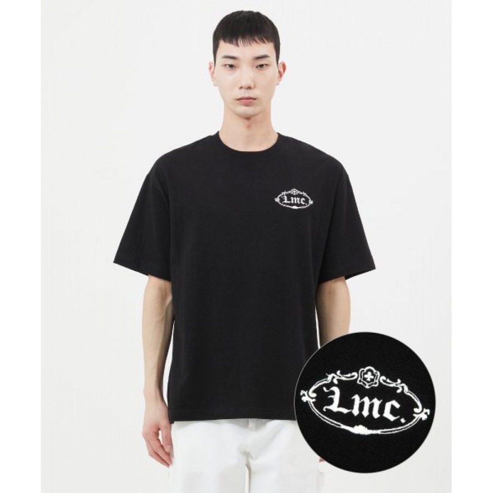 LMC S ゴシックオーバルTシャツブラック