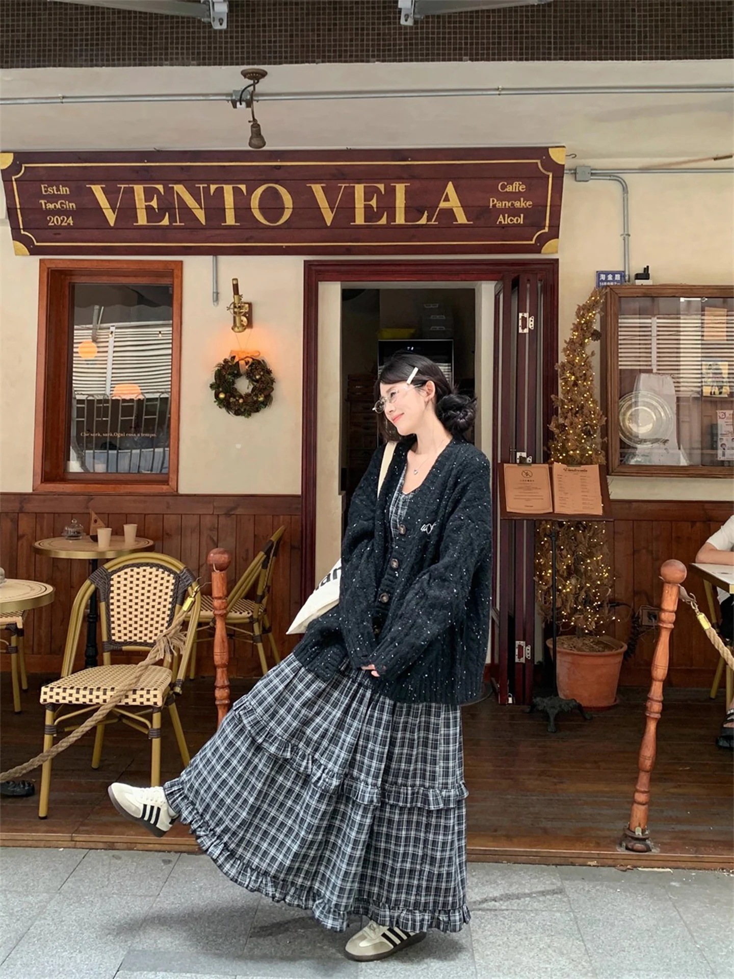 2025秋冬 2点セット長袖レディース ニットカーディガン×ワンピースロング丈ハイウエストタイトム おしゃれ韓国系トップスボトムスシルエットゆったりお出かけ休日ショート可愛いフェミニンファッション