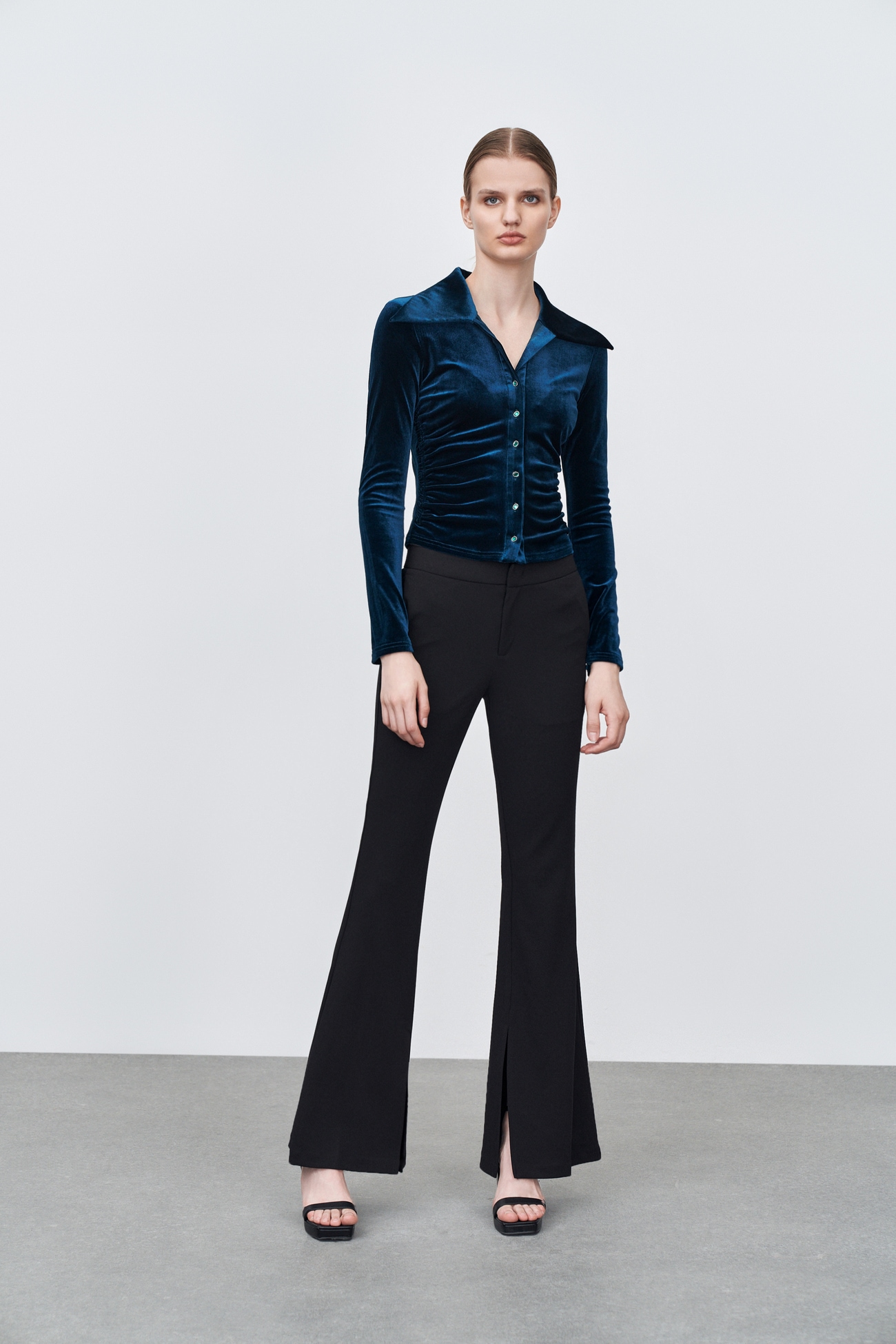 レディース 軽くて大人っぽい ベルベットプリーツ長袖シャツ クール シック カッコイイ エメラルド XS S M L XL トップス Tシャツ シャツ 袖あり 長袖 かわいい 大人可愛い きれいめ