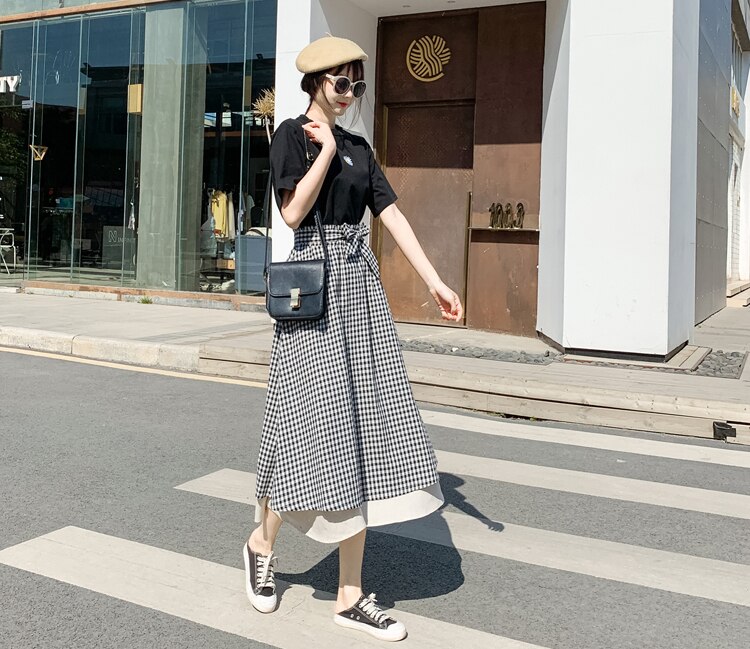 スカート レディース　ロング丈 Aライン フレア チェック柄 ギンガムチェック ガーリー かわいい　カジュアル きれいめ 旅行 休日 デート 春夏 リボン ウエストマーク ブラック ベージュ 韓国