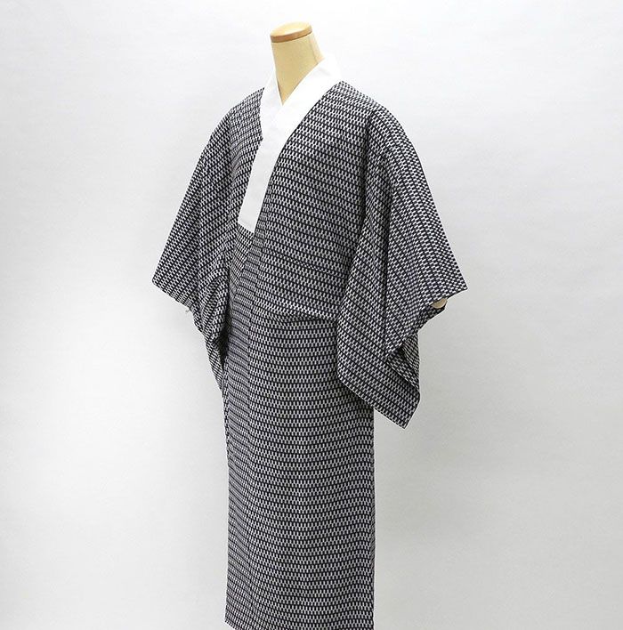 長襦袢 未着用超美品 正絹 矢羽模様 身丈129cm 裄丈64.5m 未使用 新古品 着物 i0624