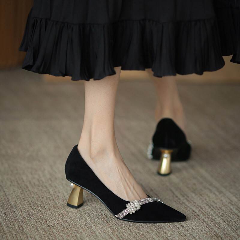 1～3日で出荷贩売促进3色のパンプスレディースヒール黒赤茶ブラックワインレッドライトブラウンパールシューズ靴ポインテッドトゥラインストーンきれいめフォーマル清楚華やか大人可愛い