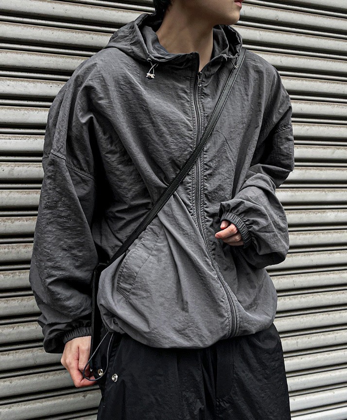 [COSYHARU公式] Gorpcore Hooded Windbreaker