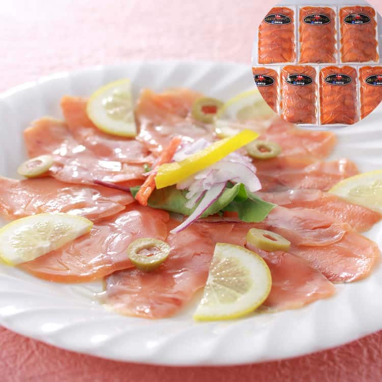 北海道産 秋鮭使用スモークサーモン E (80g7) 離島は配送不可 930099 お歳暮 お中元 お土産 ご進物 ギフト 贈り物に最適 6,339円