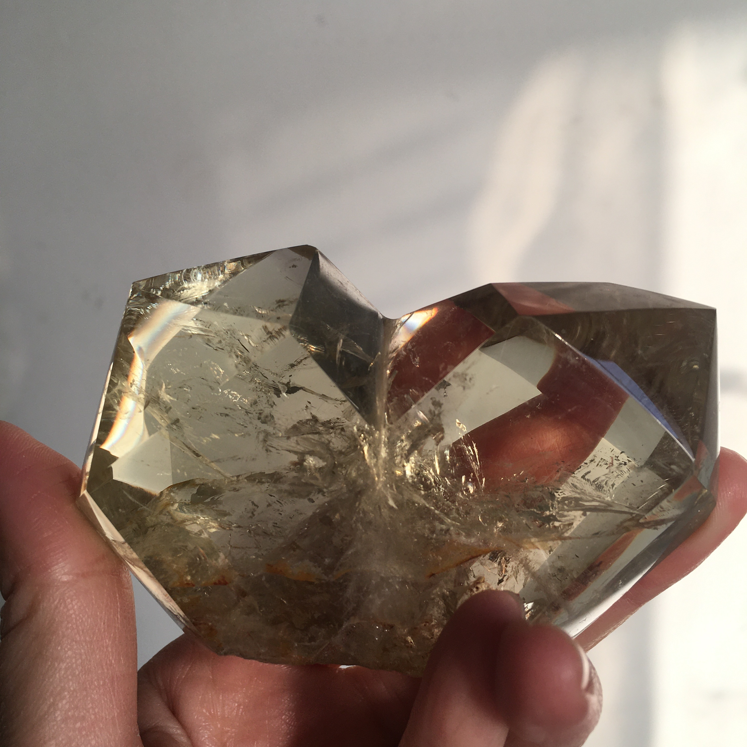 天然原石奇石，天然水晶 254g