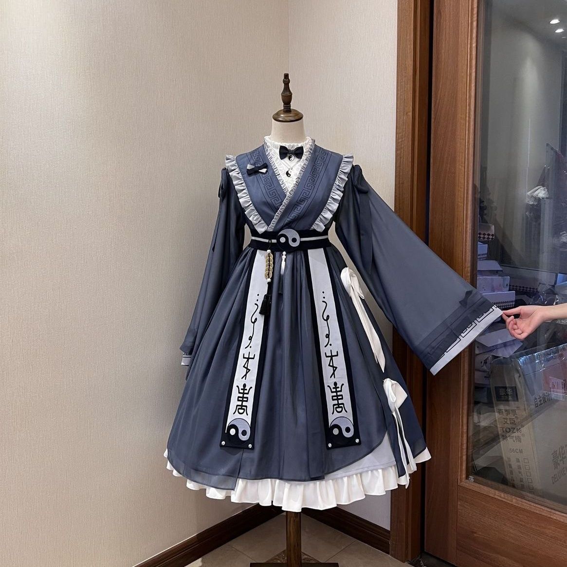 ロリータ コスチューム