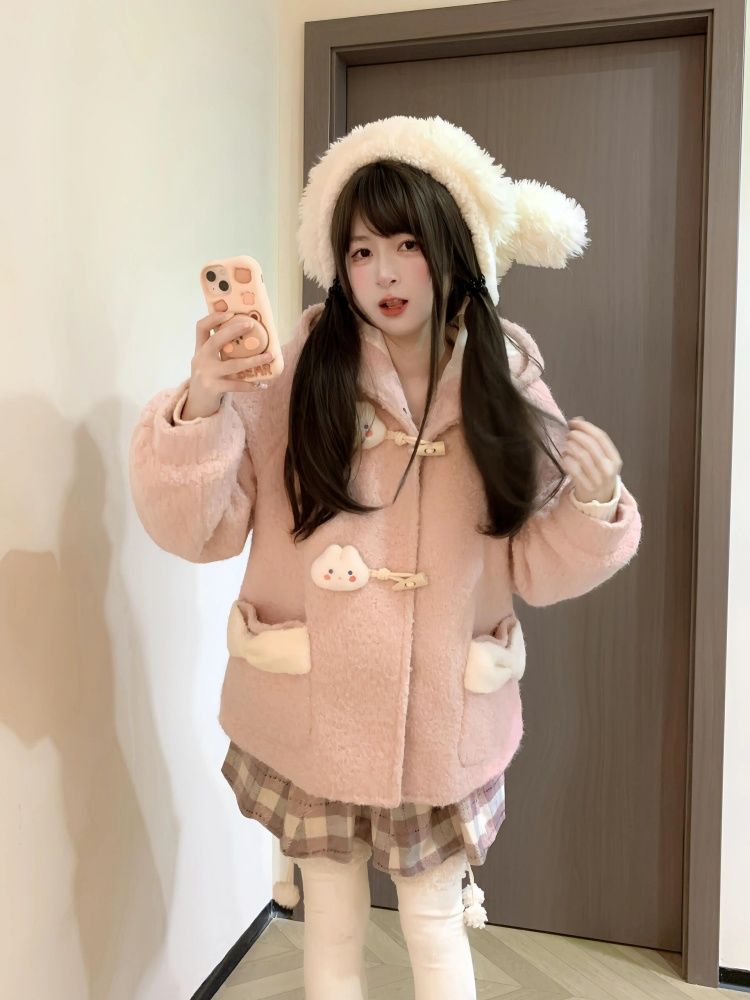 冬のかわいい風減齢モコモコリボン保温コート甘めチェックスリムハーフスカート2点セット