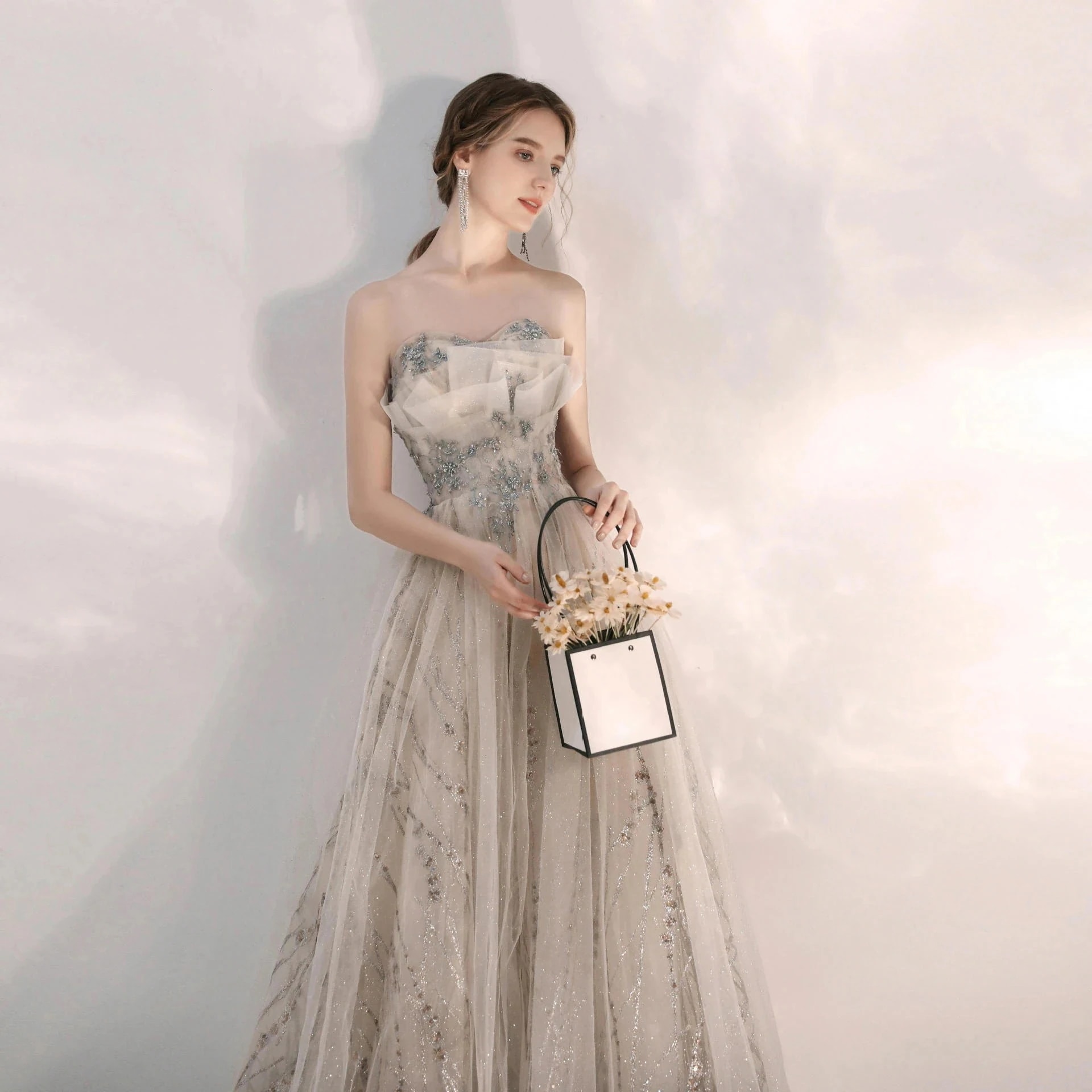 ドレス 演奏会 花嫁ロングドレス 結婚式ワンピース ウェディングドレス 202525新入荷 司会者 発表会 パーティードレスワンピース 卒業式 成人式 同窓会
