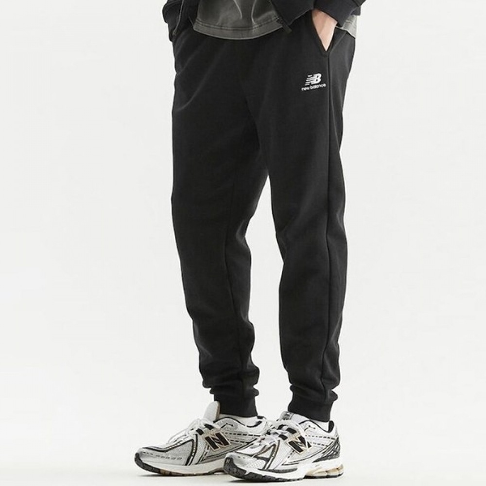 ニューバランスシューズ AニューバランスUNIエッセンシャルジョガーパンツ NBMLD31013-19