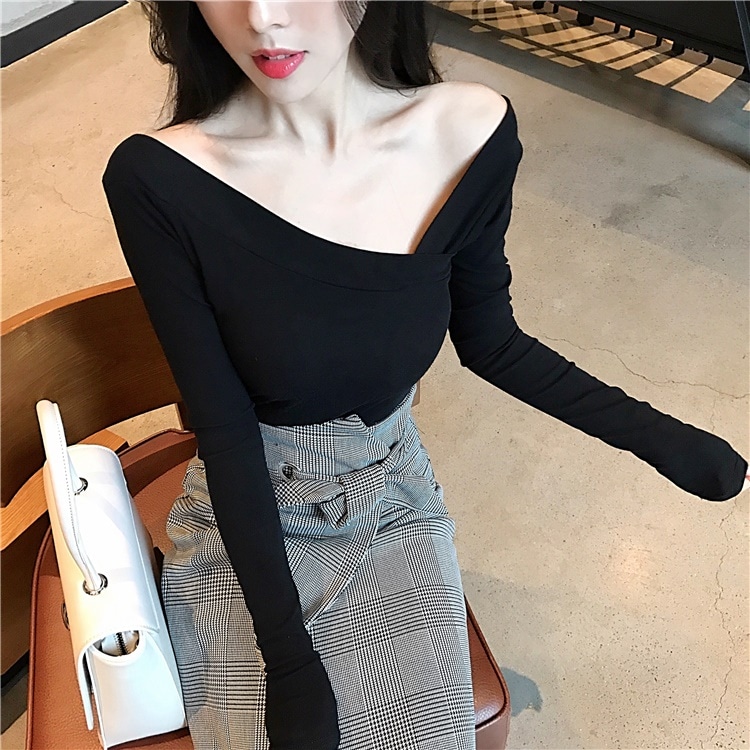 2273.斜めVネックカットソー(ブラック) 2019 春夏 新作 大人 かわいい カジュアル きれいめ OL 20代 30代 デート服 女子会 100,000円