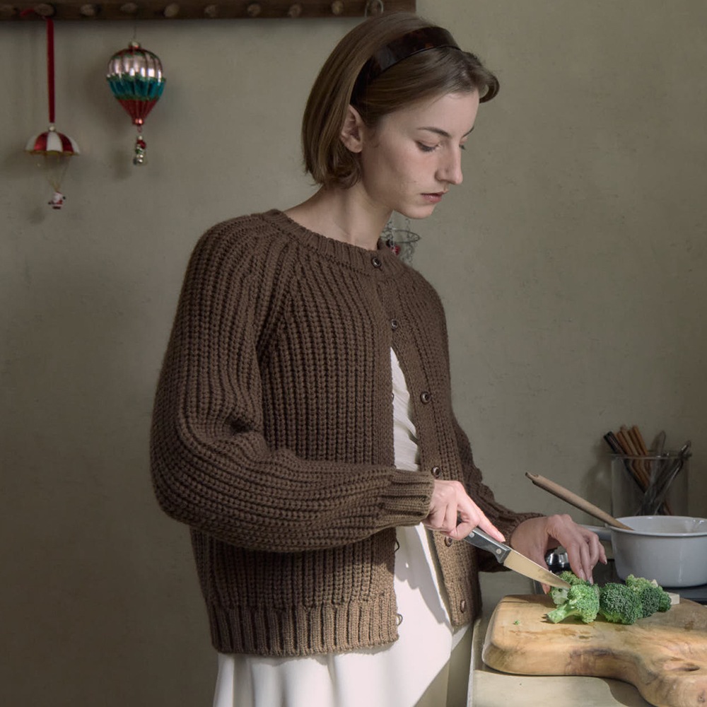 Soft Cosy Wool Hachi Cardigan (Brown)