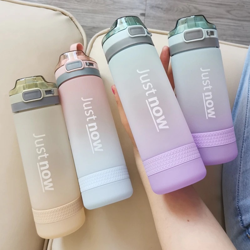 水筒 韓国 魔法瓶 保温保冷 軽量 ボトル 大人 直飲 子供 男女兼用 超軽量 耐冷耐熱 目盛り おし