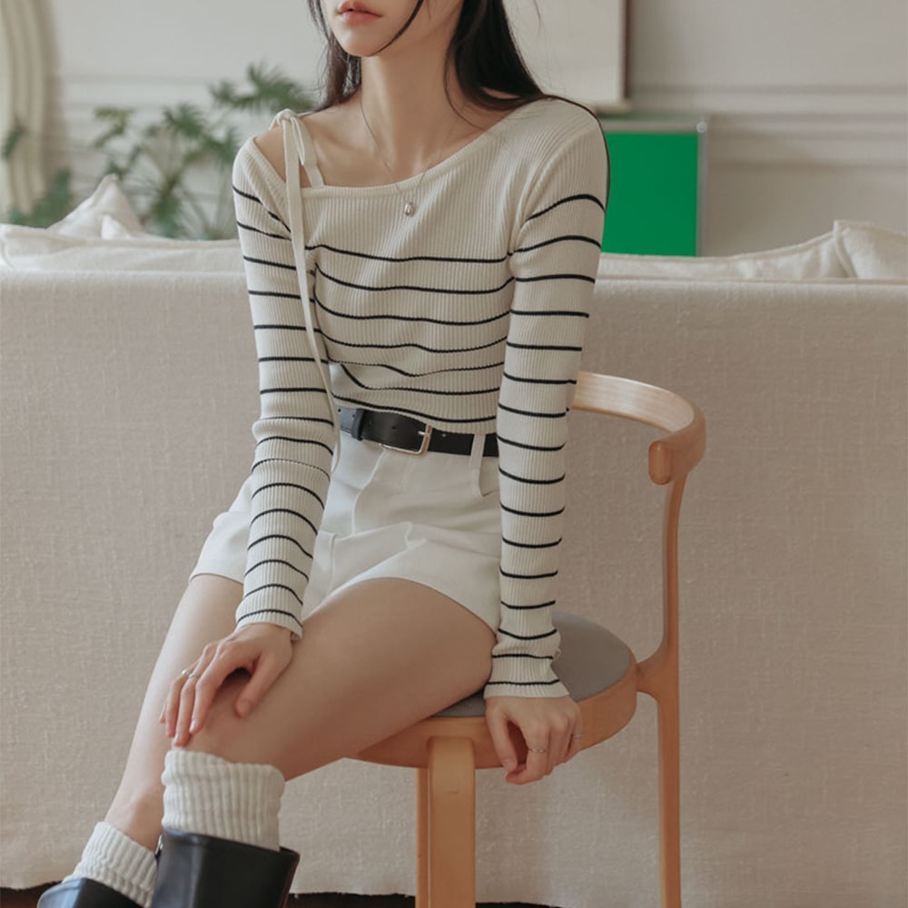 スメンティストライプゴルジストラップワンショルダーニット