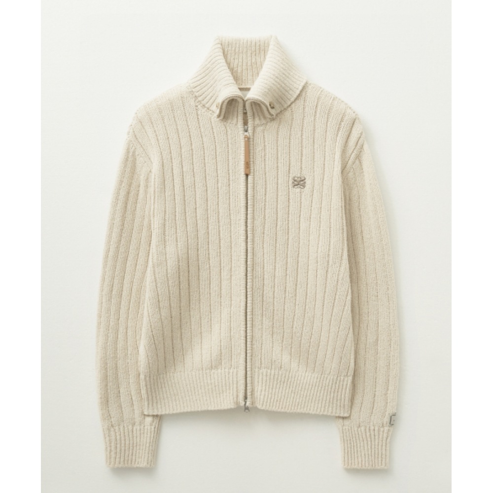 サトゥールファロブックルニットジップアップクリーム