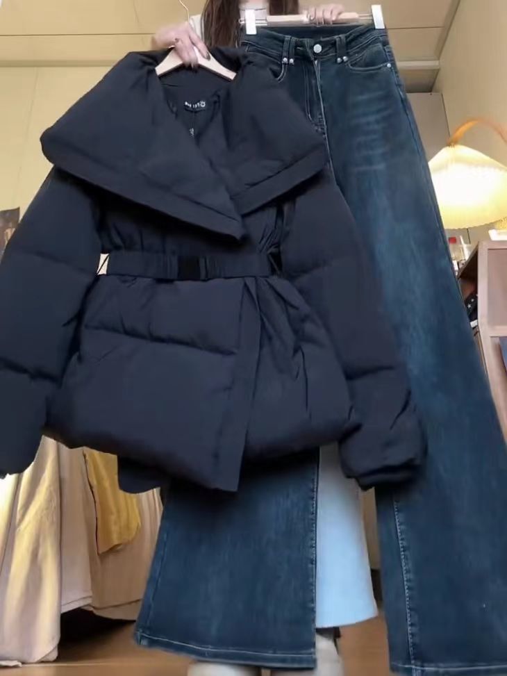 韓国ファッション 人気アウター 冬アウター スーツ女2024冬韓系気品大開襟コットンコートハイウエストスリムデニムワイドパンツ2枚セット 5,010円