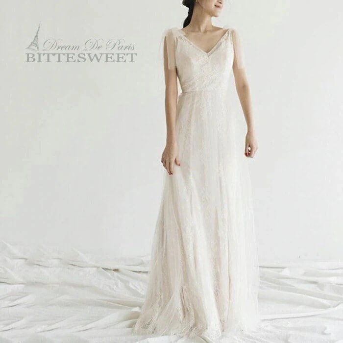 ノースリーブウエディングドレスウェディングドレスVネック背中空きweddingdress編み上げタイプ床付きタイプオーダーメイド可能前撮り後撮り披露宴結婚式演奏会発表会海外挙式ドレスホワイト30%まで