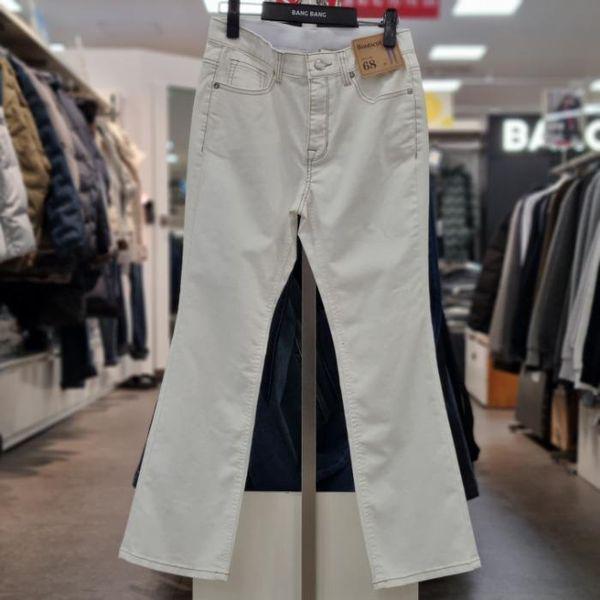 HC21 春 女性 ブーツカット ホワイトデニムパンツ NQL157_P386011135