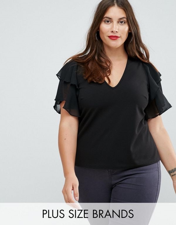 Club L レディース 大きめサイズ ゆったりサイズ 送料無料 Black Plus Plunge Front Top With Ruffle Sleeve Detail