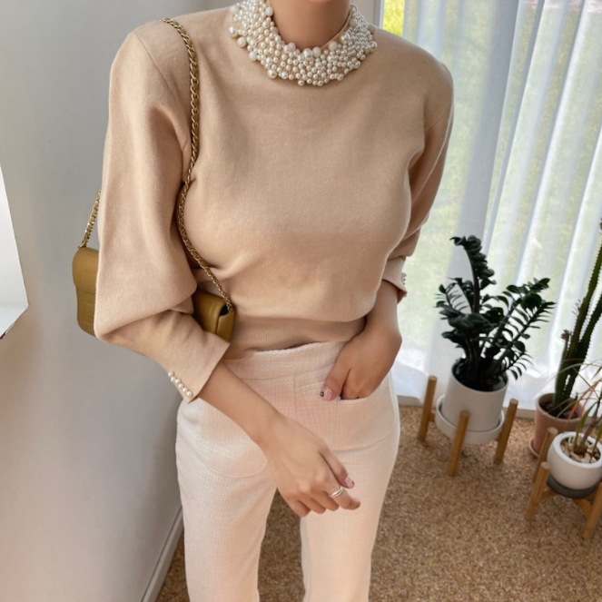 レディース トップス ニット 普通丈 7分袖 袖あり ハイネック 襟なし パール かわいい 大人可愛い きれいめ シンプル 上品 おしゃれ エレガント 主役級 存在感 フォーマル キュート 都会的