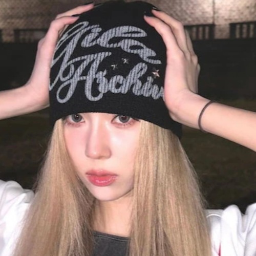 [韓國正品店] [AESPA WINTER ウィンター 着用]Gila Archive Lettering Logo Beanie