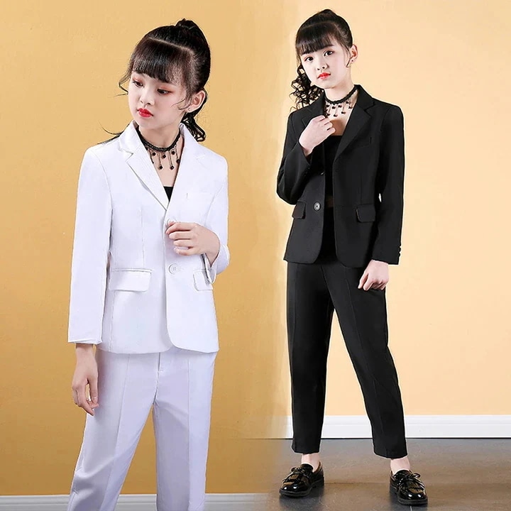 【3日出荷！2026新作】タイムセール 入学式 卒業式 フォーマルスーツ 女の子 パンツスーツ 韓国 子供服 黒 白 ブルー レッド ブレザー セットアップ 小学生 中学生 礼服 ピアノ発表会 モデル
