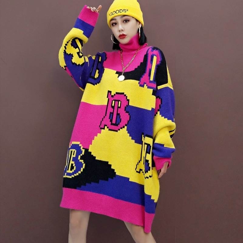 【短納期】ニット ワンピース オーバーサイズ レディース ネオン 蛍光 長袖 個性的 ハイネック タートル 萌袖 ボリューム 膝丈 主役級 カジュアル ルーズ ピンク 黄色 青 緑 細見え ゆったり