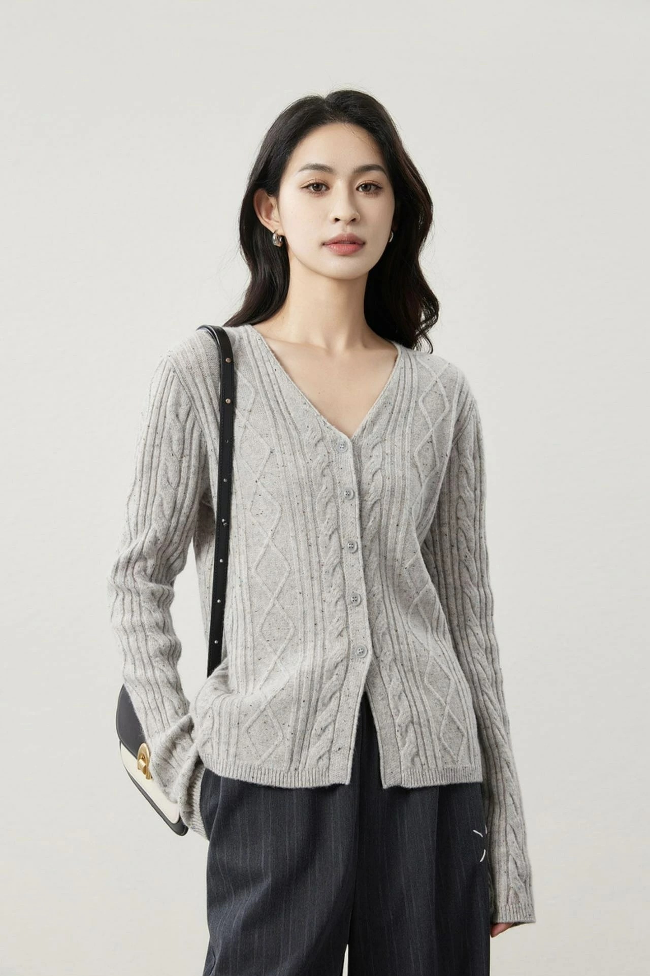 【100% オーストラリア産 超極細 ラムウール】レディース カーディガン Vネック ケーブル編み ニットセーター グレー ホワイト ピンク クラシカル フォーマル カジュアル レトロ 秋冬 トップス