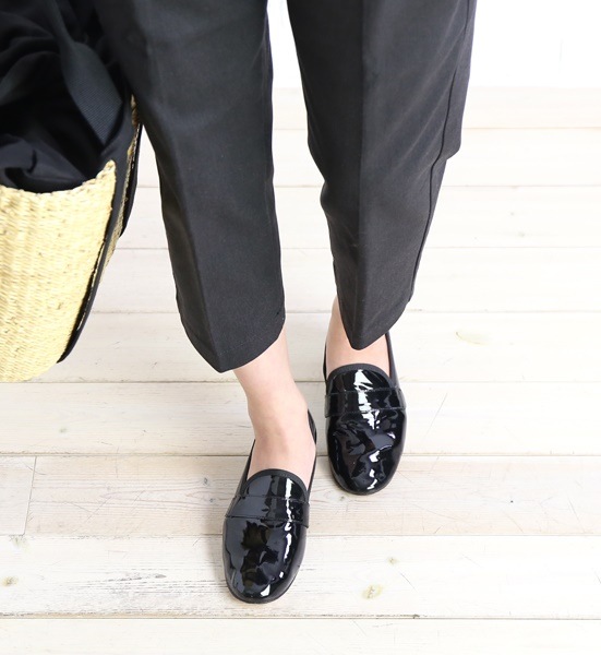 日本未入荷 repetto エナメルローファー - ローファー/革靴 - www