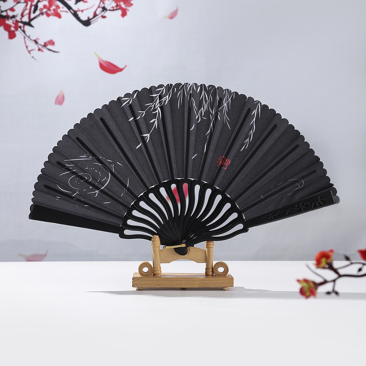 【1点ご購入 で10点プレゼントいたします】草花ひらひらうちわ夏用品うちわ