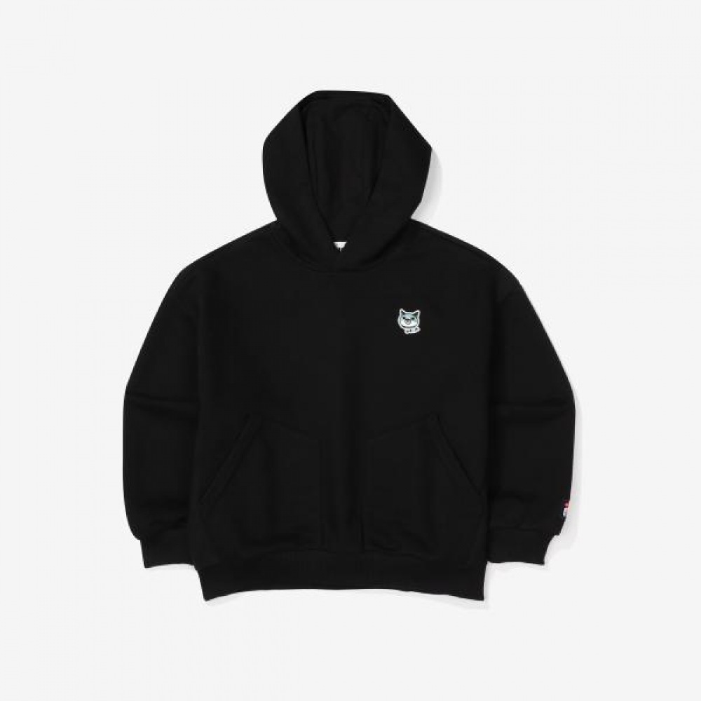 (フィラキッズ) アーバンフィラ X ゴーキャストバッグパーカースウェットシャツ (FK2POF3501X_BLK)