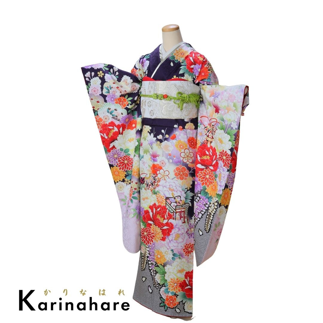 きほ振袖セットF603-108 濃紫の地に伝統的な古典柄が描かれた振袖