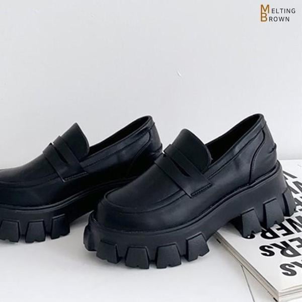 女性用カジュアルシューズ 女性用ペニーローファー K306 6,982円