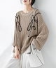 ベージュ