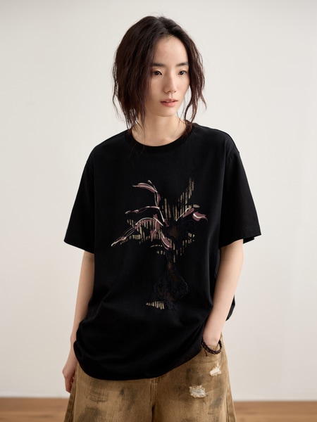 デザインされた中空半袖Tシャツレディース夏ラウンドネックパッチプリント半袖Tシャツトップ 5,589円