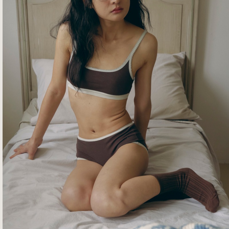 [SOOPUI] ブラジャーショーツセット ノンワイヤー 人気ブラジャー ナイトブラ 下着 上下セット 脇高でしっかり補正＆谷間 ブラジャー ブラショーツ 育乳ブラ 盛りブラ 女性用