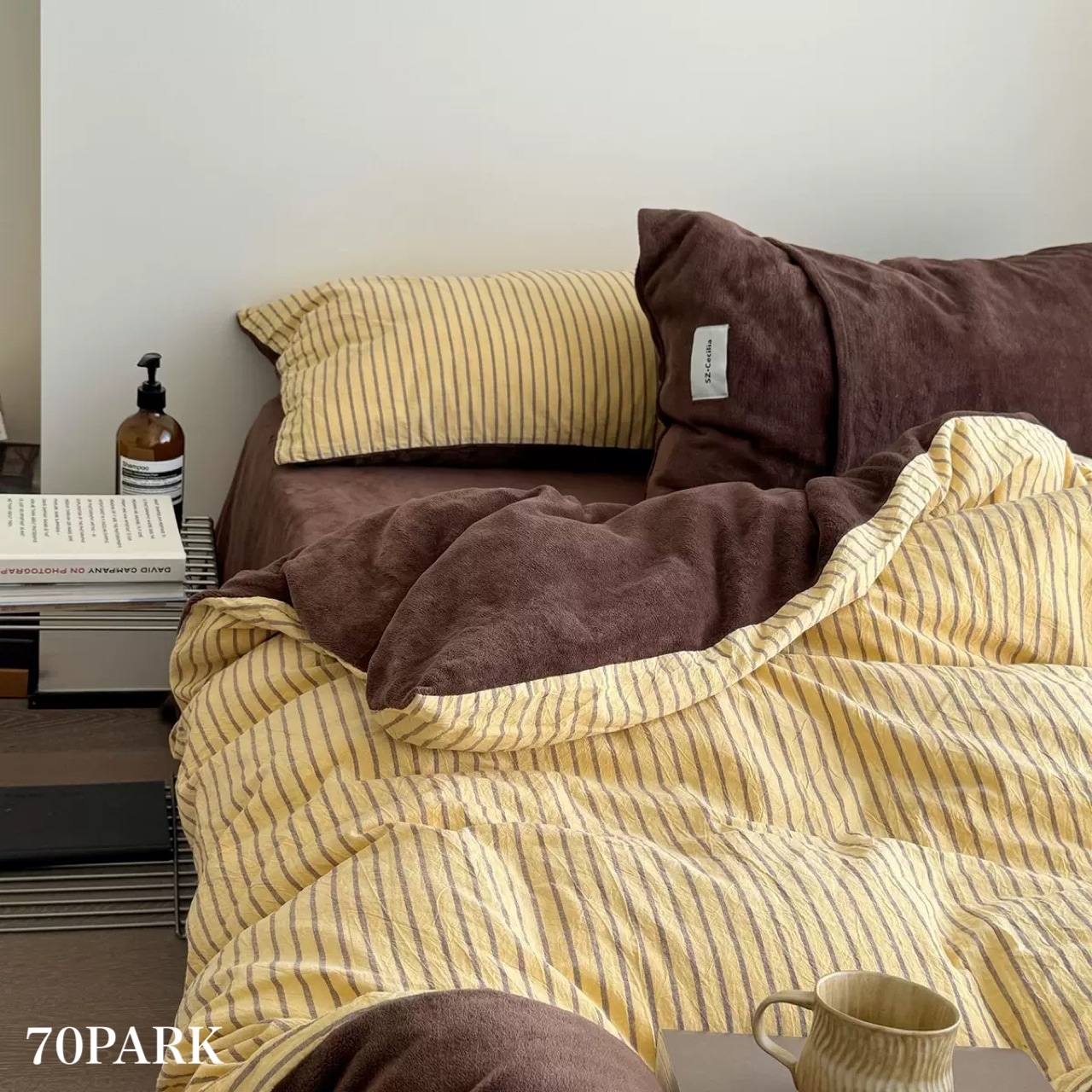 イエロー ブラウン ピン ストライプ コットン フリース 冬用 布団カバーセット 全2サイズ ベッドカバー シングル クイーン おしゃれ 韓国 北欧インテリア 韓国インテリア 韓国雑貨 70PARK