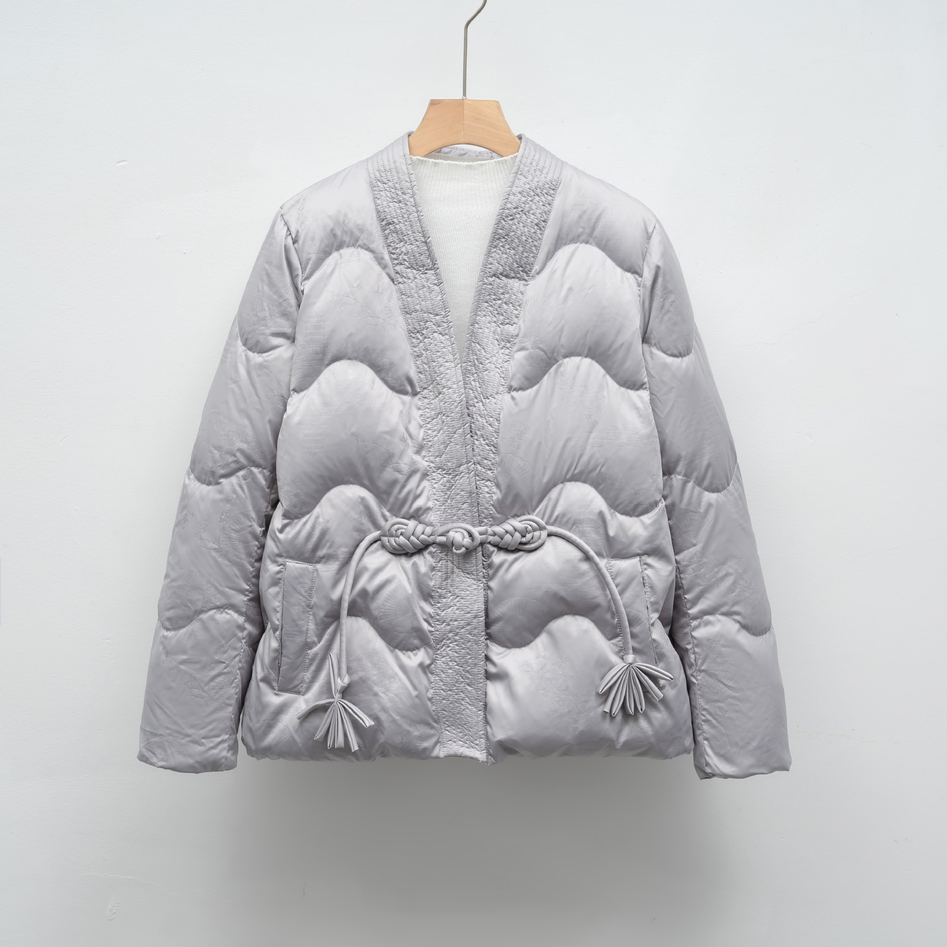 新しいダウンジャケットカジュアルな秋冬スタイルサテンシンプル中国風無地の襟ゆったりとしたコート